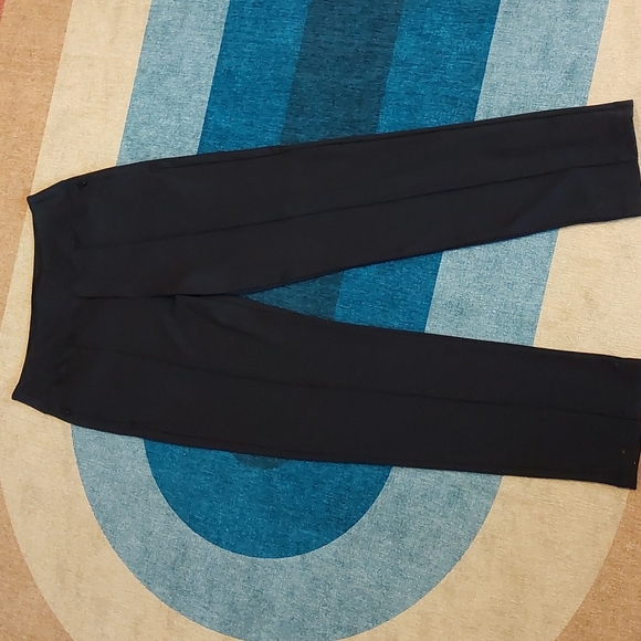 Athleta Eastbound Straight Pant, black, sz 12 - Picture 7 of 12
